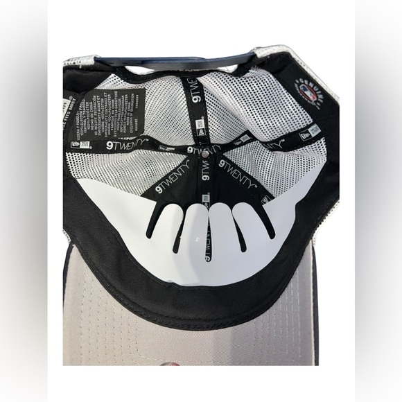 New York Yankees New Era 9TWENTY Rustic Trucker Hat – Adjustable - Picture 4 of 4